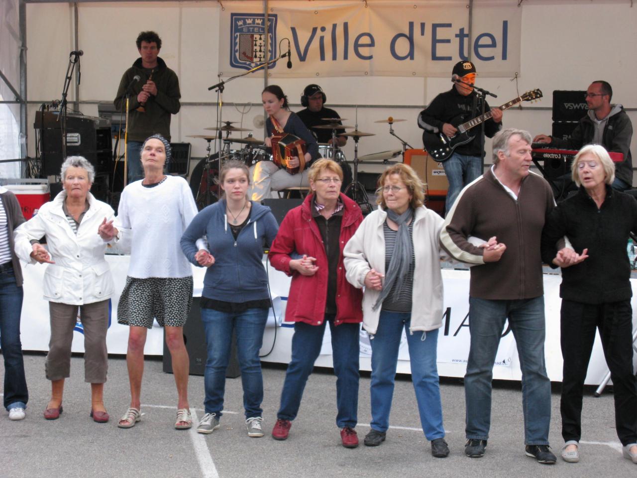 Fest Noz à Etel le mardi soir en été 